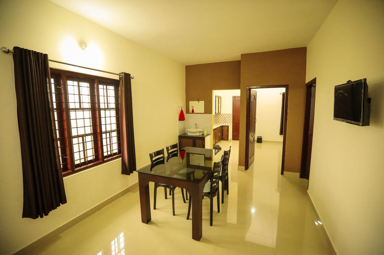 Kananam Retrteat Hotel Todupulai Екстериор снимка